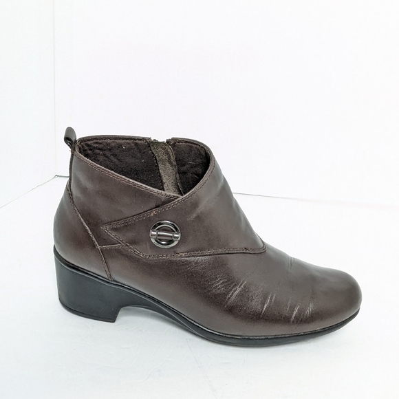 Clarks leather ankle boots - Picture 2 of 16
